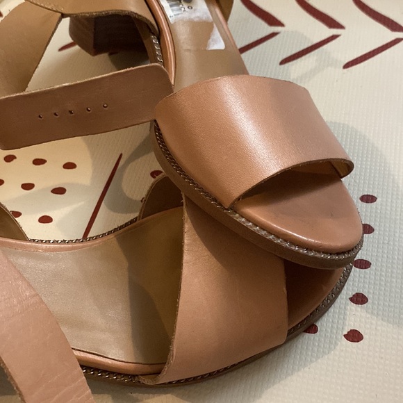 Franco Sarto Nude Leather Heels - Picture 3 of 7